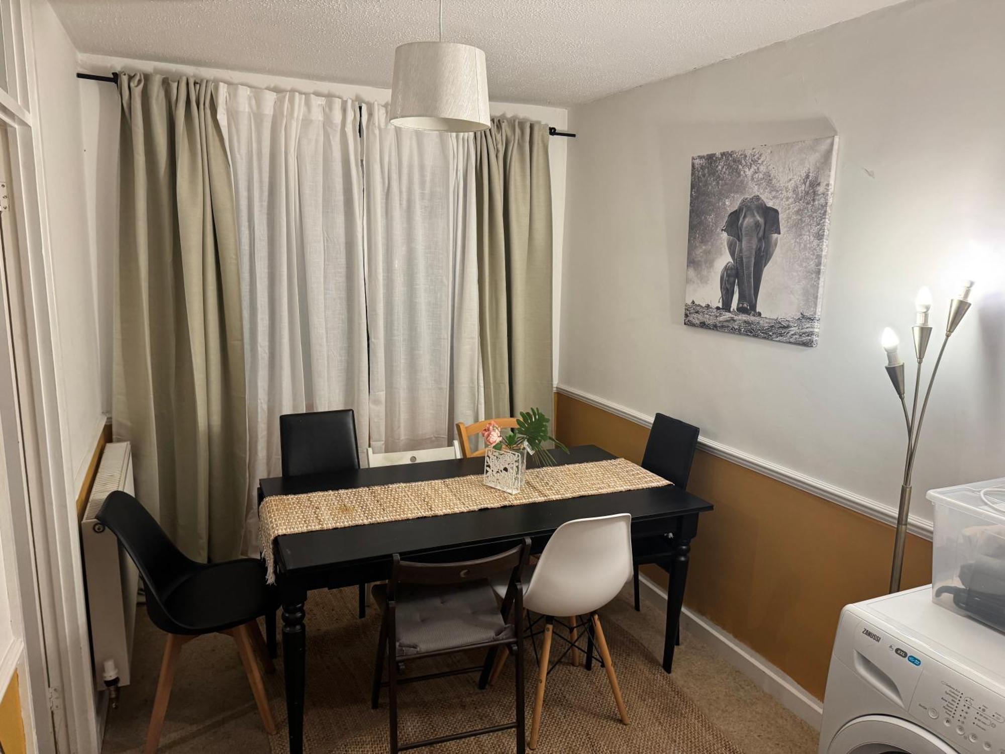 Sunflower Villa Бристоль Экстерьер фото