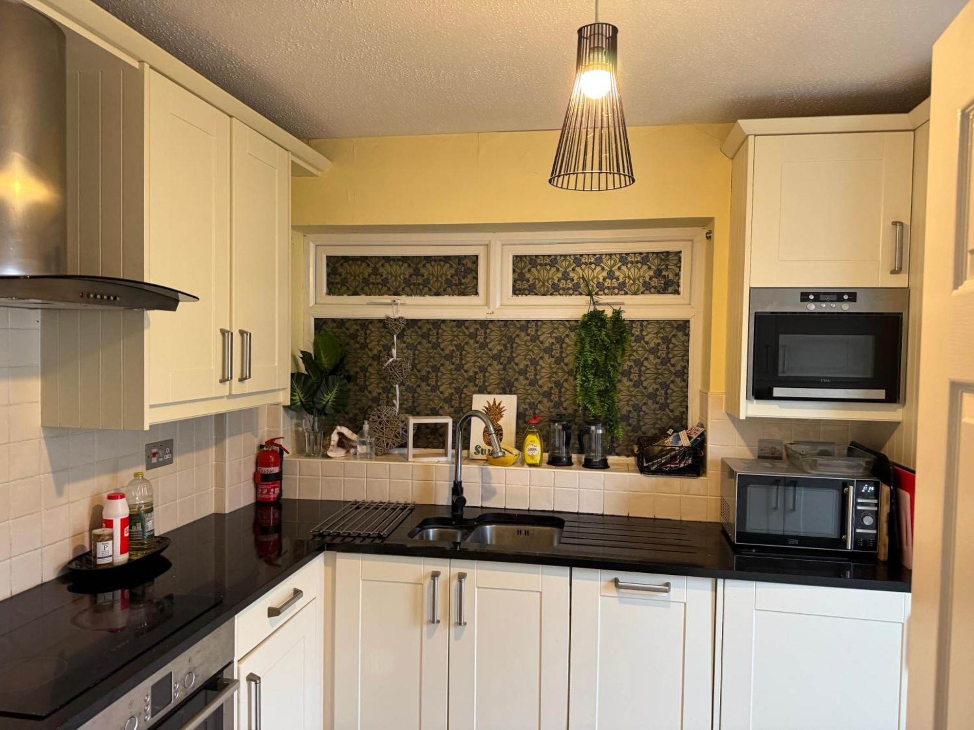 Sunflower Villa Бристоль Экстерьер фото